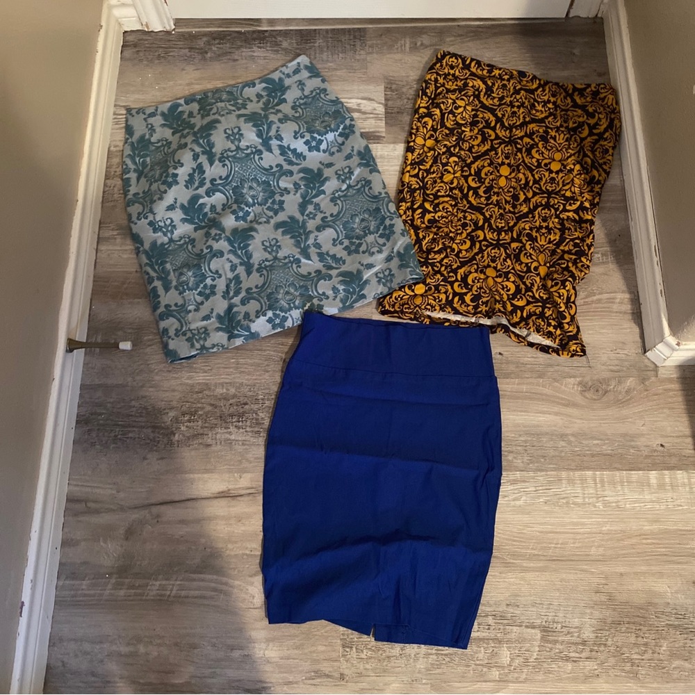 Classic Fitted Womens Size Small/4 Stretch Pencil Skirts. Office. Target Brand